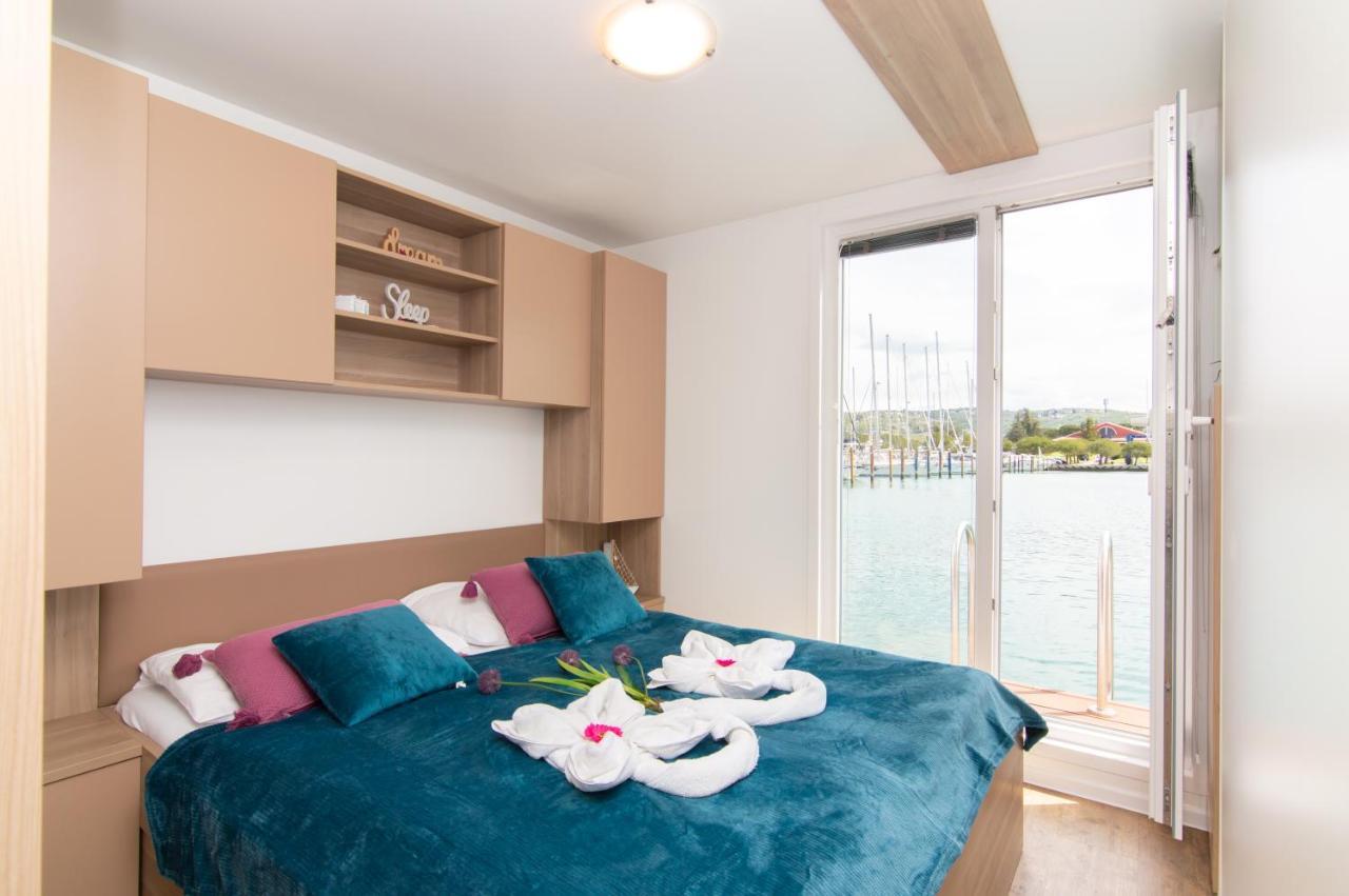Floating House Adela Villa Порторож Екстериор снимка