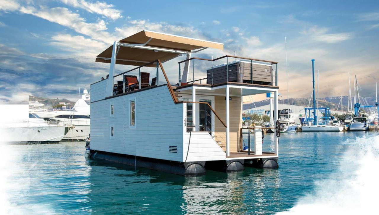 Floating House Adela Villa Порторож Екстериор снимка